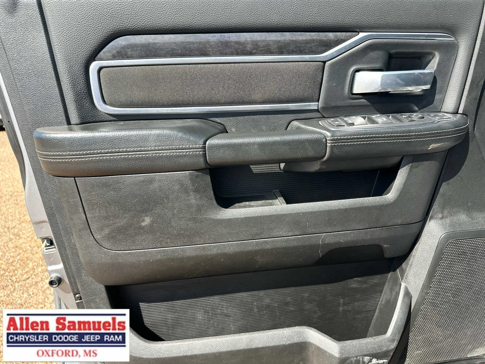 Certified Used 2024 Billet Silver Metallic Clearcoat Ram Big Horn image 45