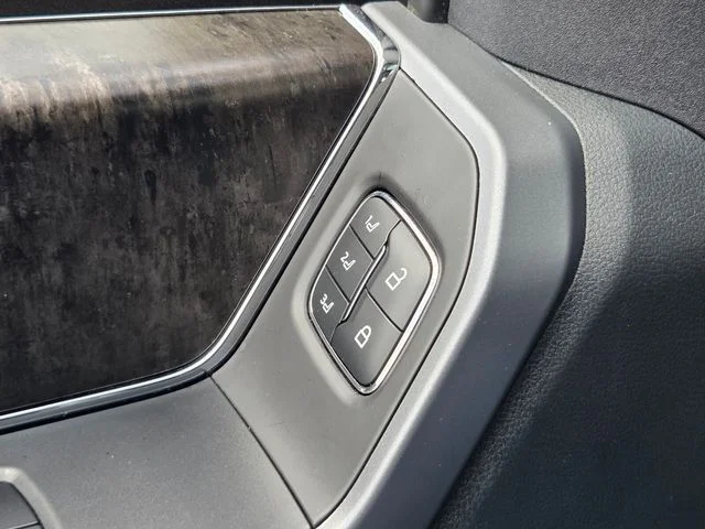 Used 2021 Silver Ford Lariat image 30