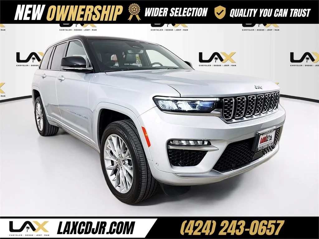 Used 2023 Silver Jeep Summit 4xe image 1