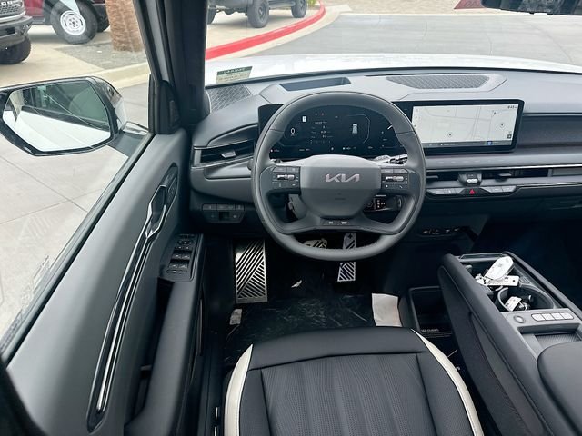 New 2026 Glacial White Pearl / Black Ro Kia GT-Line AWD image 24