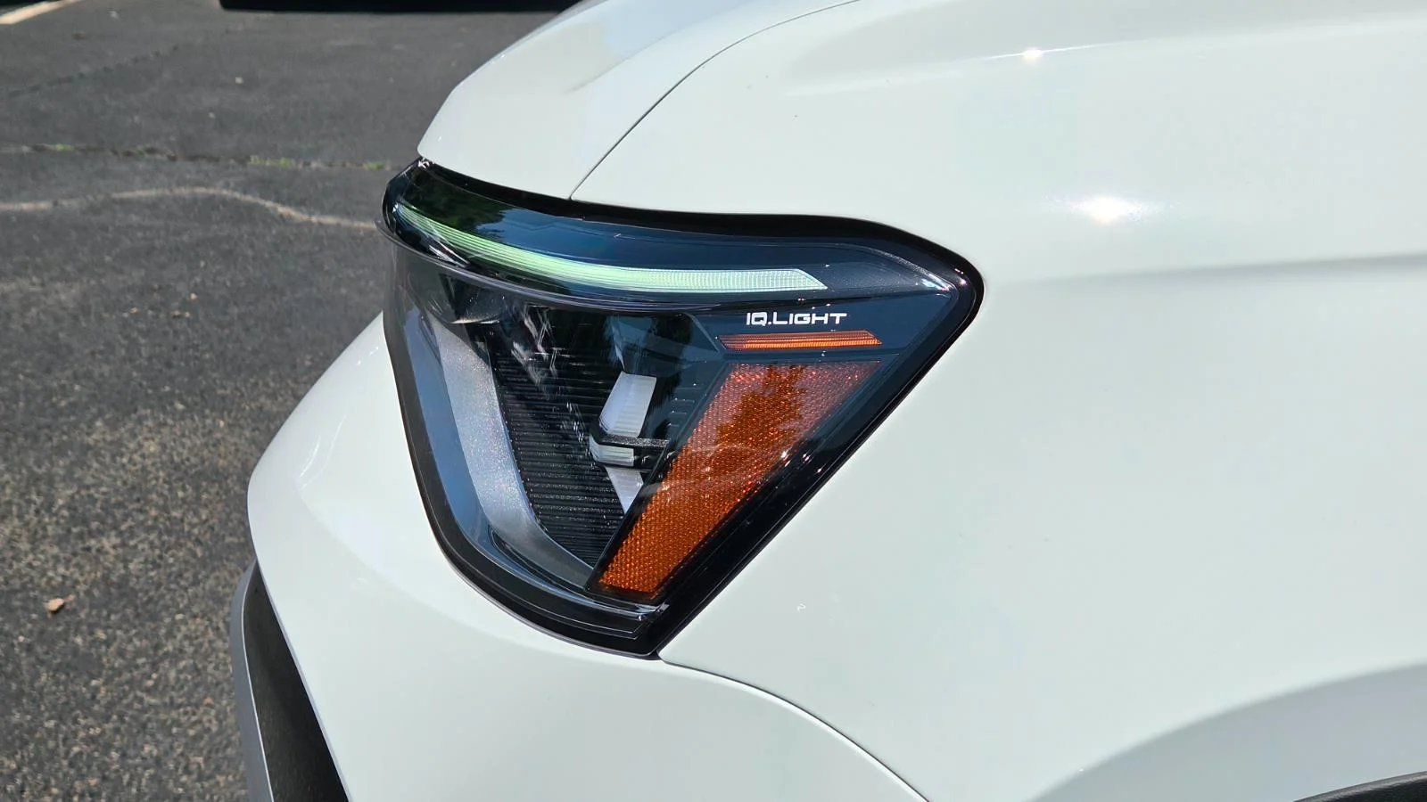 New 2026 Pure White Volkswagen SE image 9