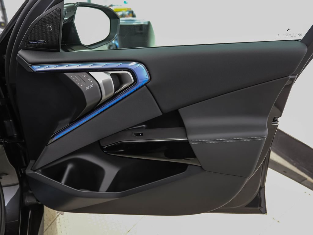 New 2026 Dark Graphite BMW M50 xDrive image 29