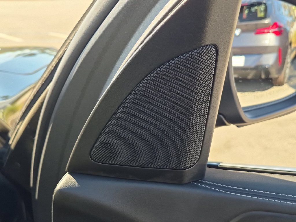 Used 2026 Green BMW sDrive40i image 15