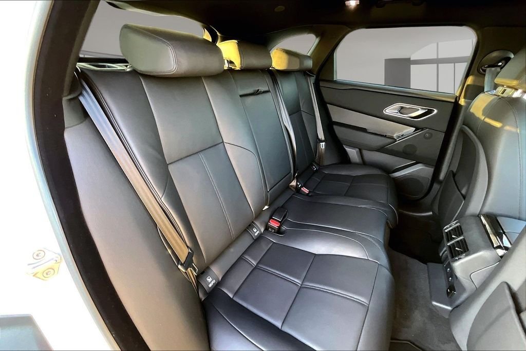 New 2026 FUJI WHITE Land Rover S image 10