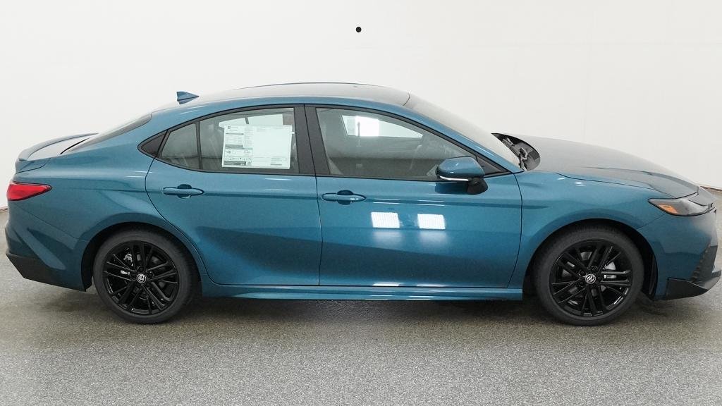 New 2026 Ocean Gem Toyota SE image 14