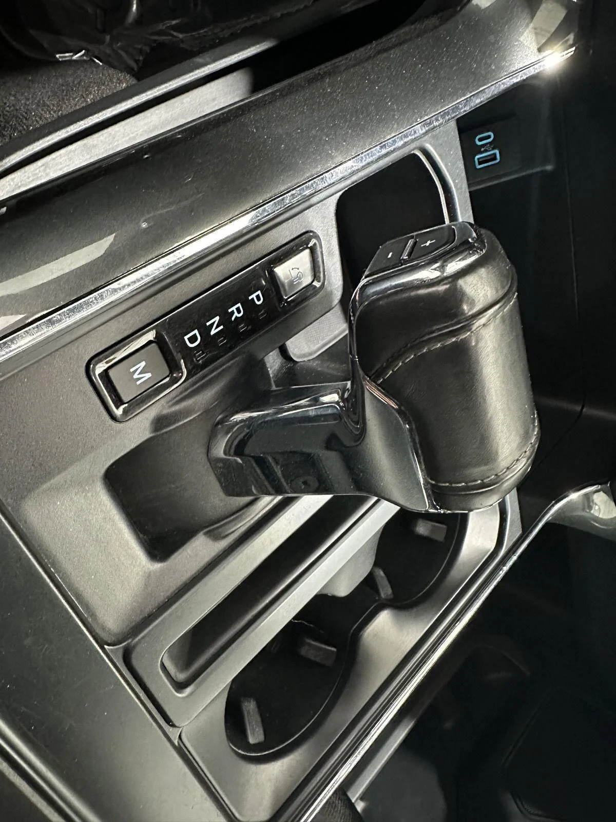 Used 2021 Agate Black Metallic Ford XL image 15