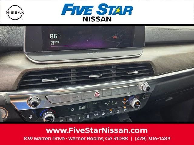 Used 2022 Black Kia SX image 20