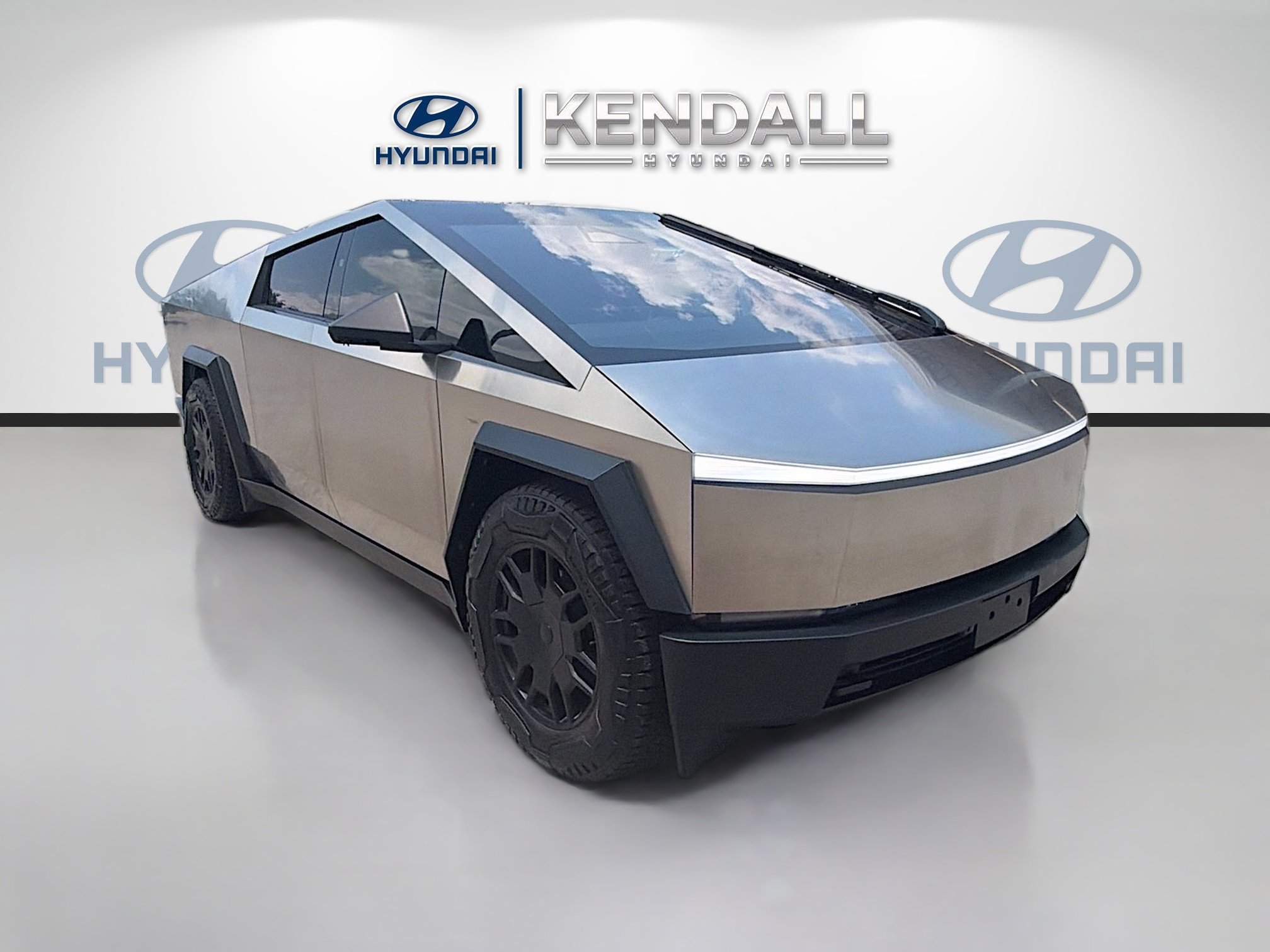 2024 Tesla Cybertruck All-Wheel Drive's photo
