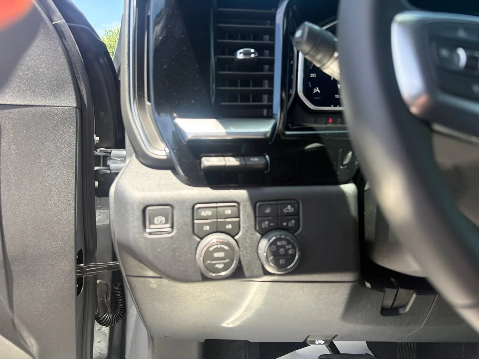 2026 Chevrolet Silverado 3500 HD LTZ - Photo 14