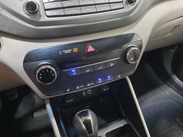 Used 2017 Coliseum Gray Hyundai Sport image 24