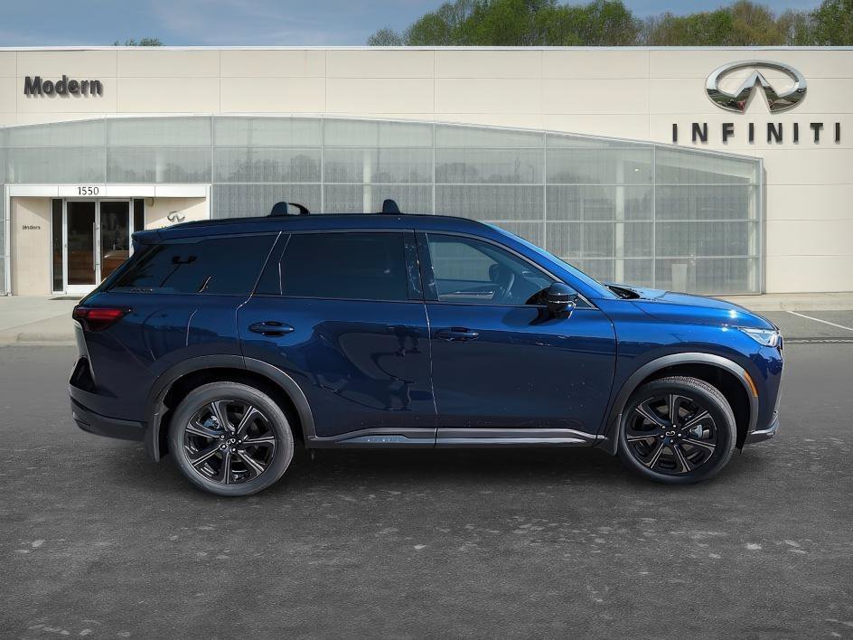 New 2027 Grand Blue INFINITI AUTOGRAPH image 4