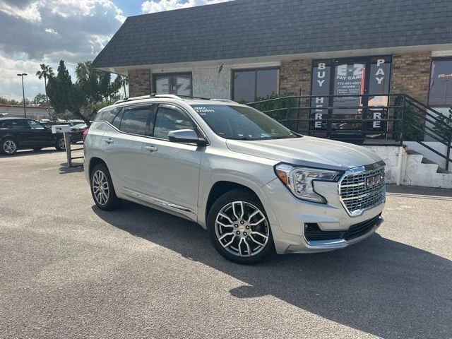 2022 GMC Terrain Denali AWD's photo