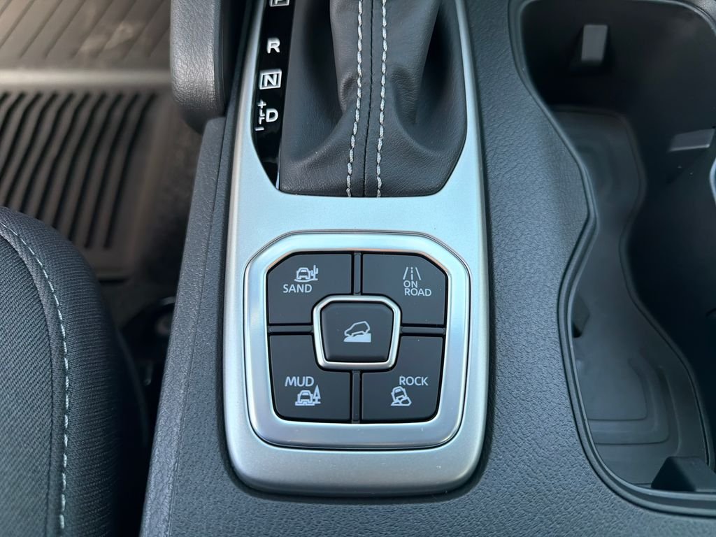 New 2026 Nissan Frontier SV 4D Crew Cab