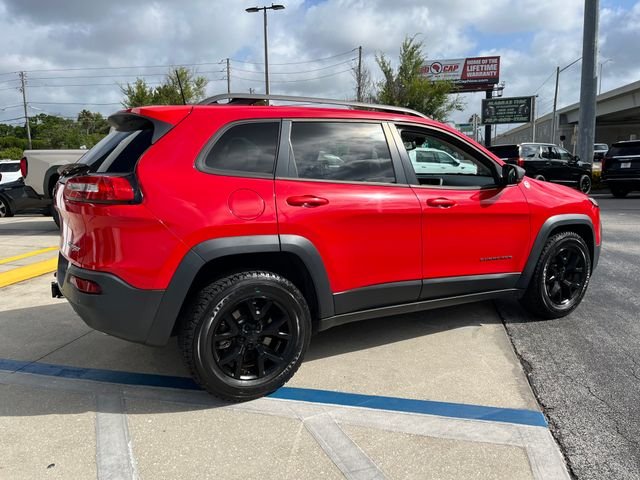 Used 2017 Red Jeep Trailhawk image 7