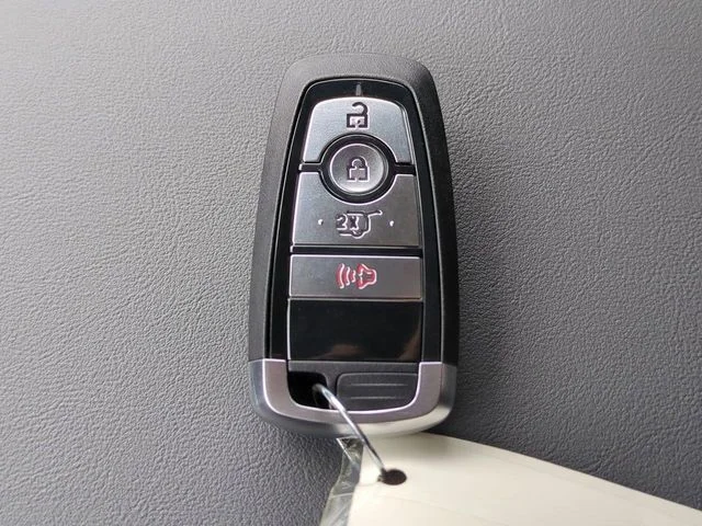 New 2026 Space White Metallic Ford Active 100A image 27