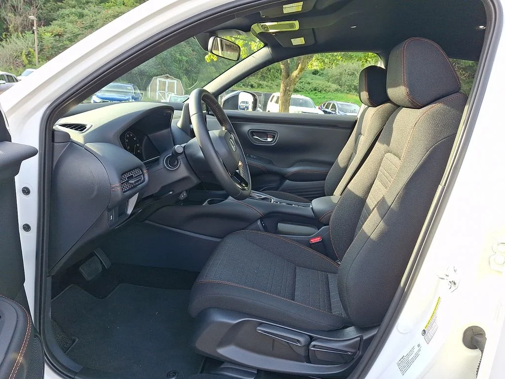 2026 Honda HR-V Sport - Photo 13