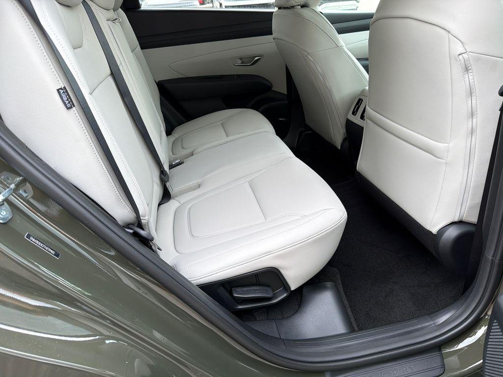 New 2026 Green Hyundai SEL FWD image 15