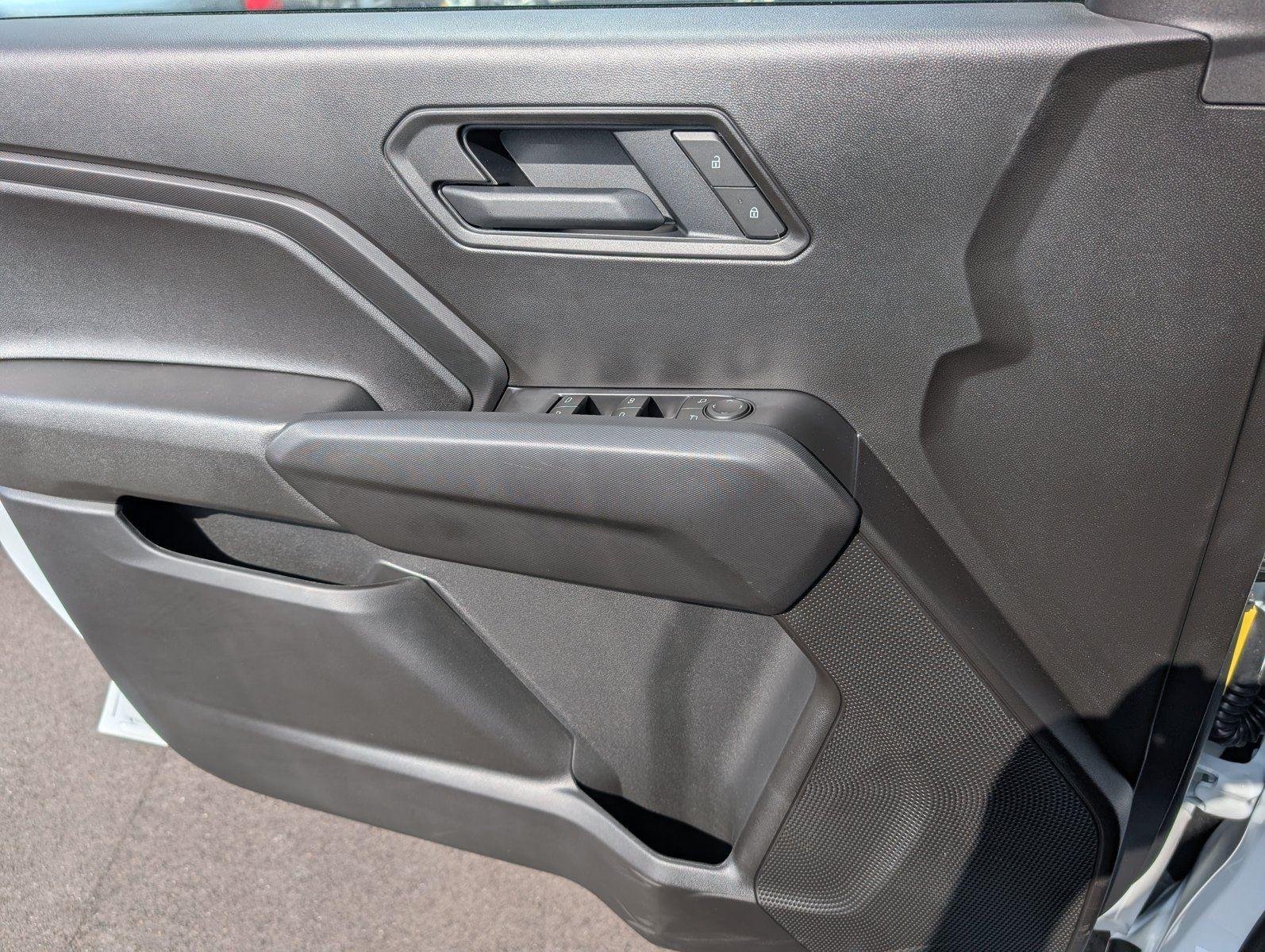New 2026 Summit White Chevrolet Trail Boss image 13