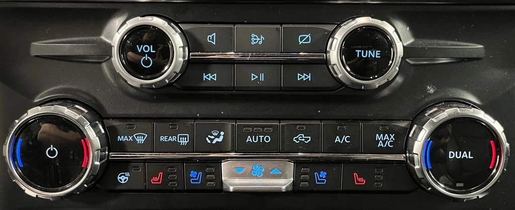 Used 2024 Black Ford Lariat image 34