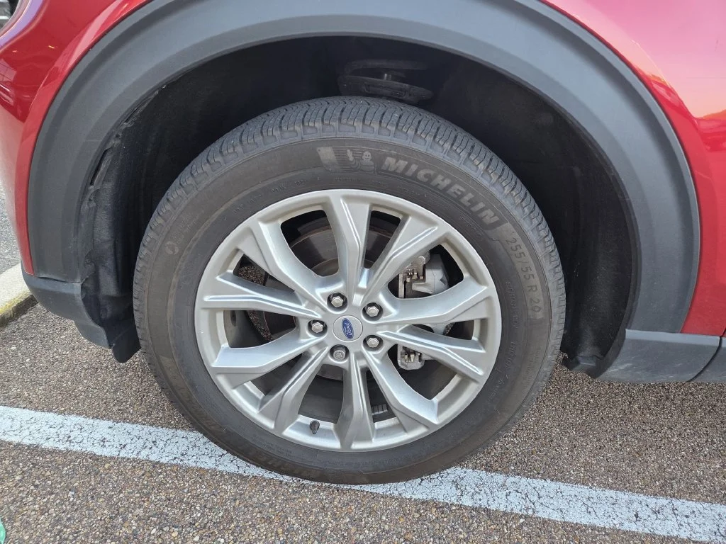 Used 2022 Red Ford XLT image 11