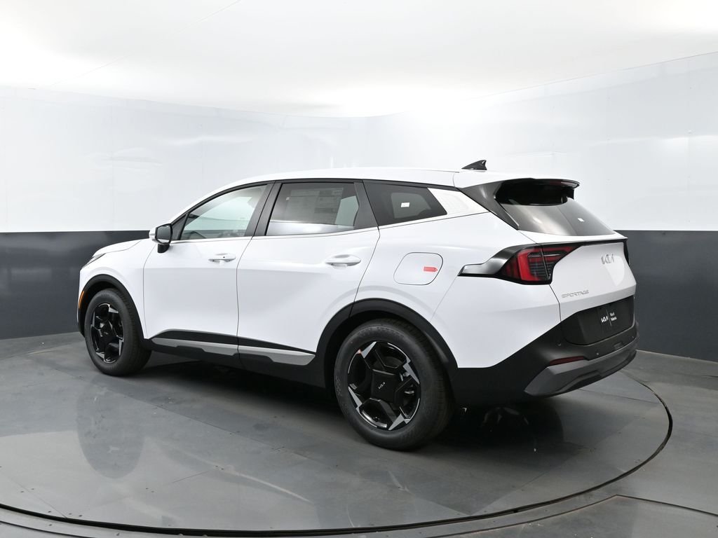 2026 Kia Sportage EX - Photo 24