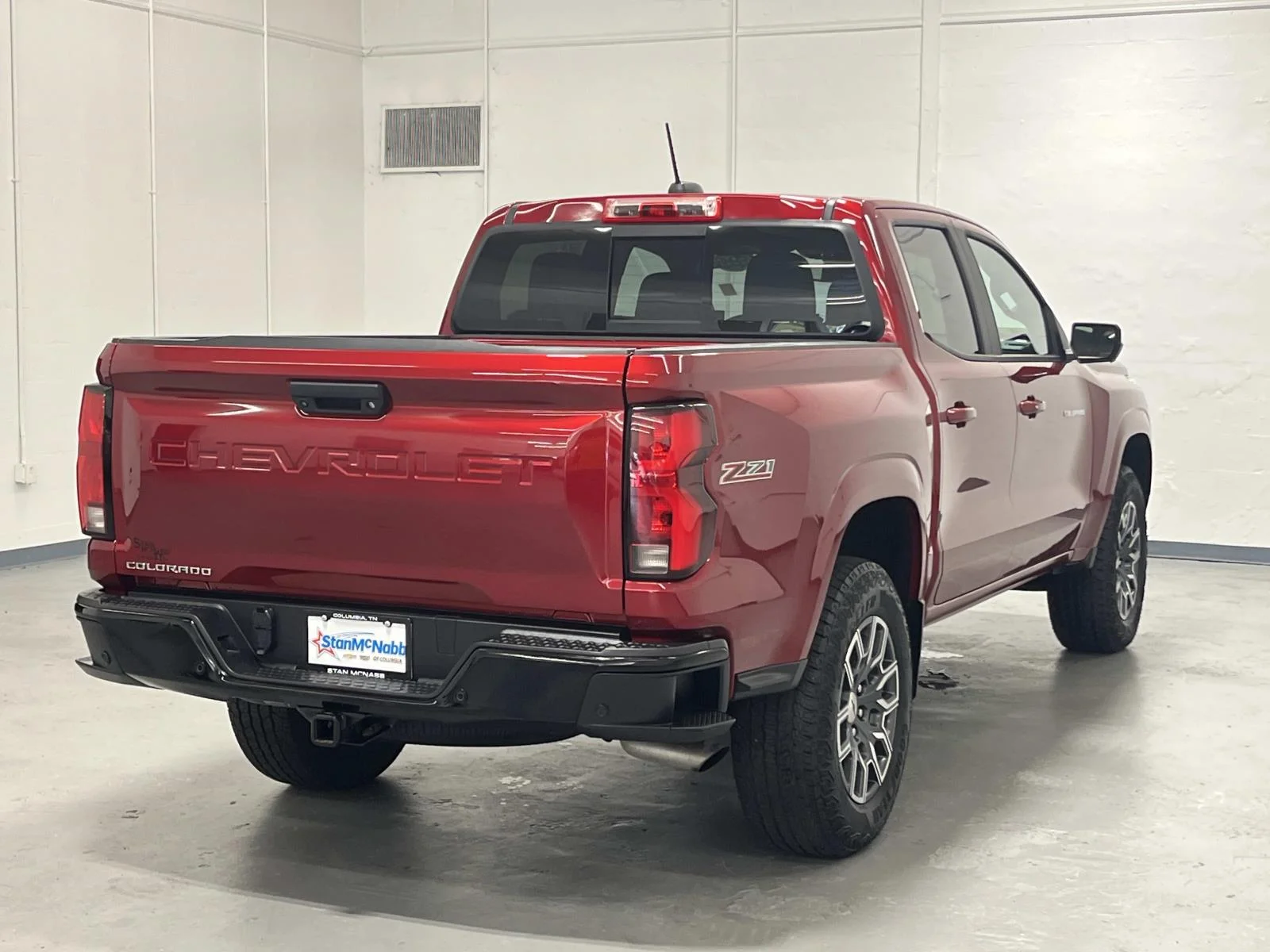 Used 2024 Radiant Red Tintcoat Chevrolet Z71 image 8