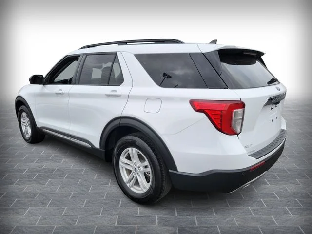 Used 2024 White Ford XLT image 6