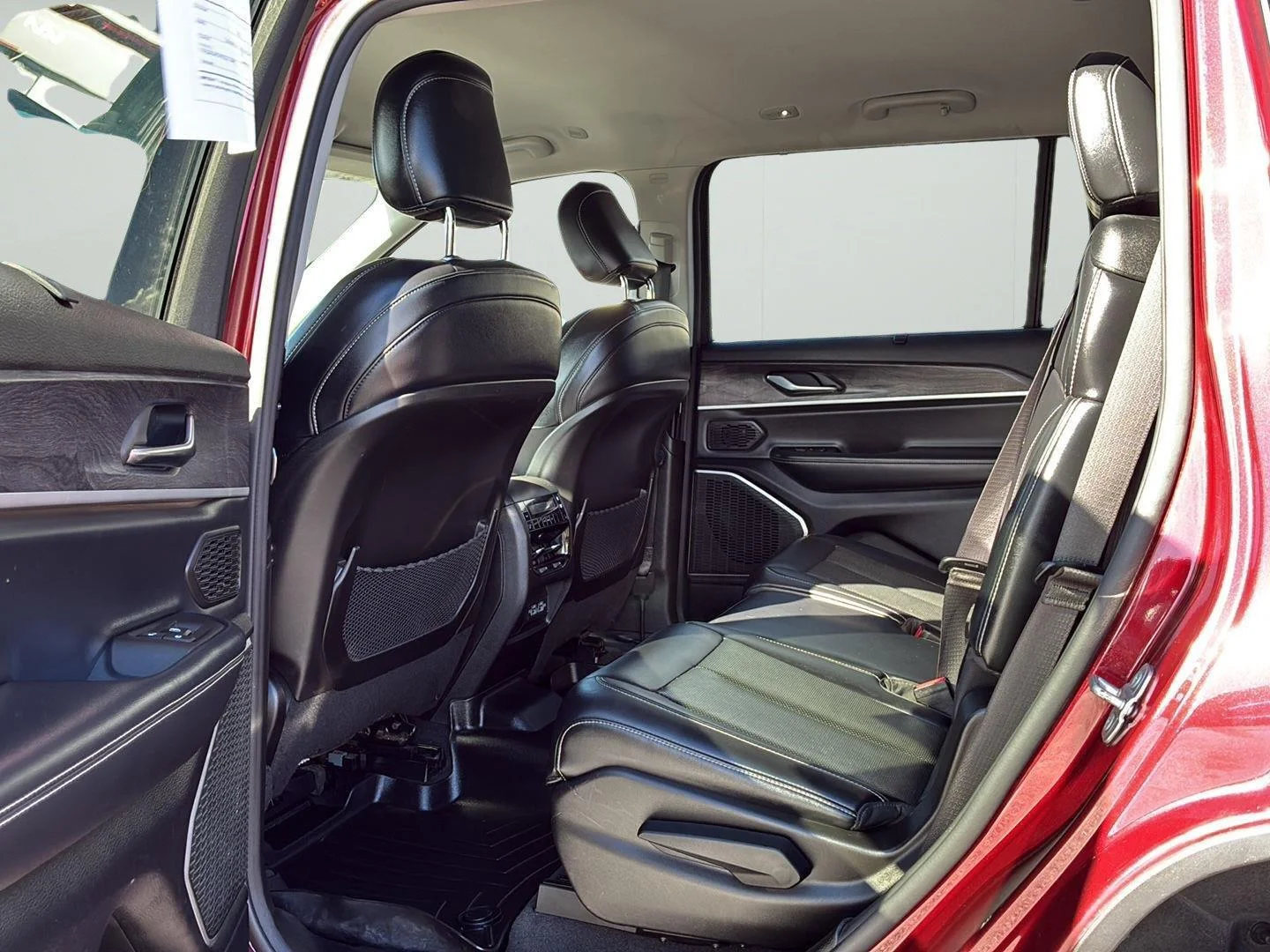 Used 2021 Velvet Red Pearlcoat Jeep Limited image 15