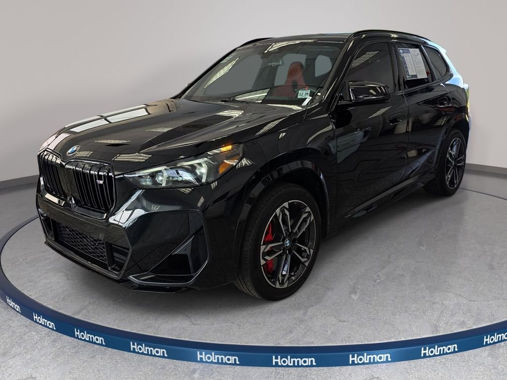 Used 2025 Black BMW M35i image 1