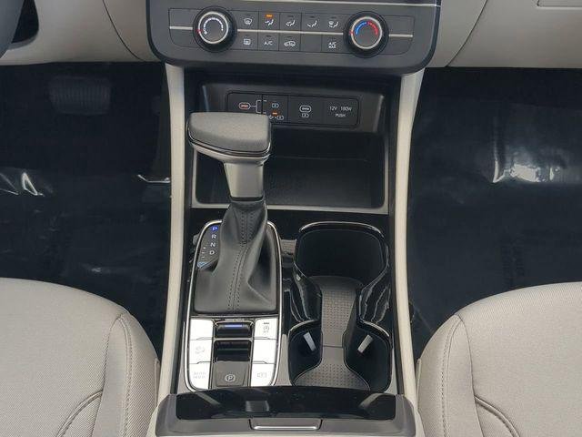 2025 Hyundai Tucson SE - Photo 19