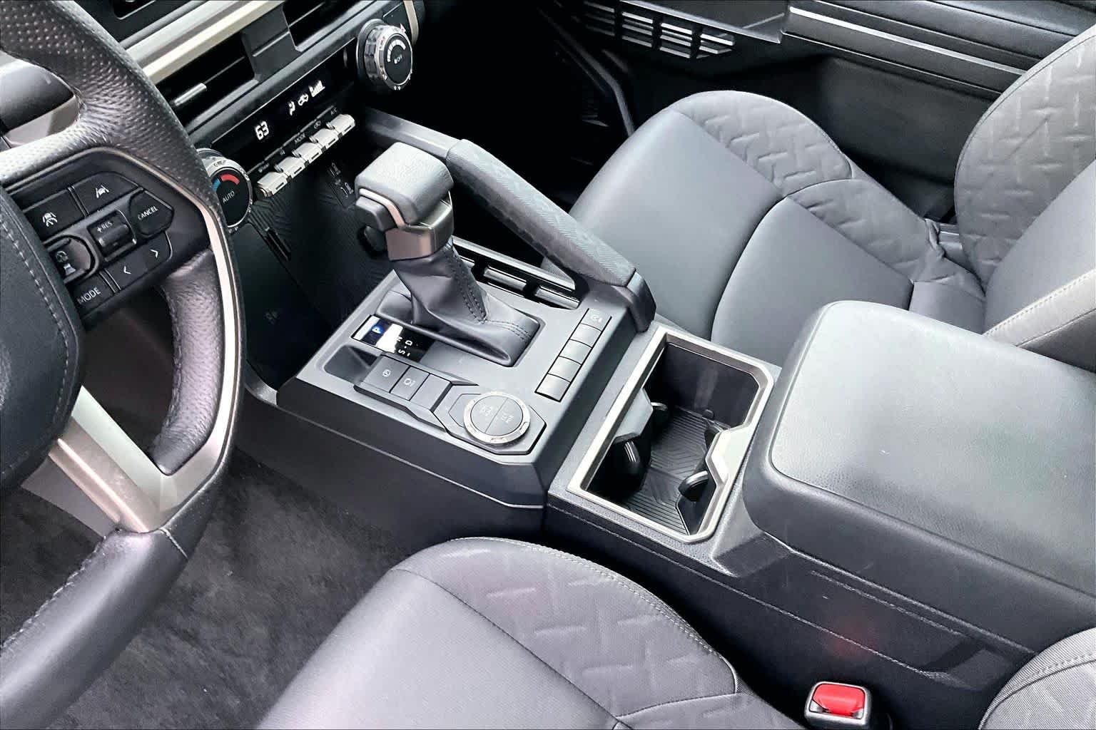Used 2024 Ice Cap Toyota SR5 image 17
