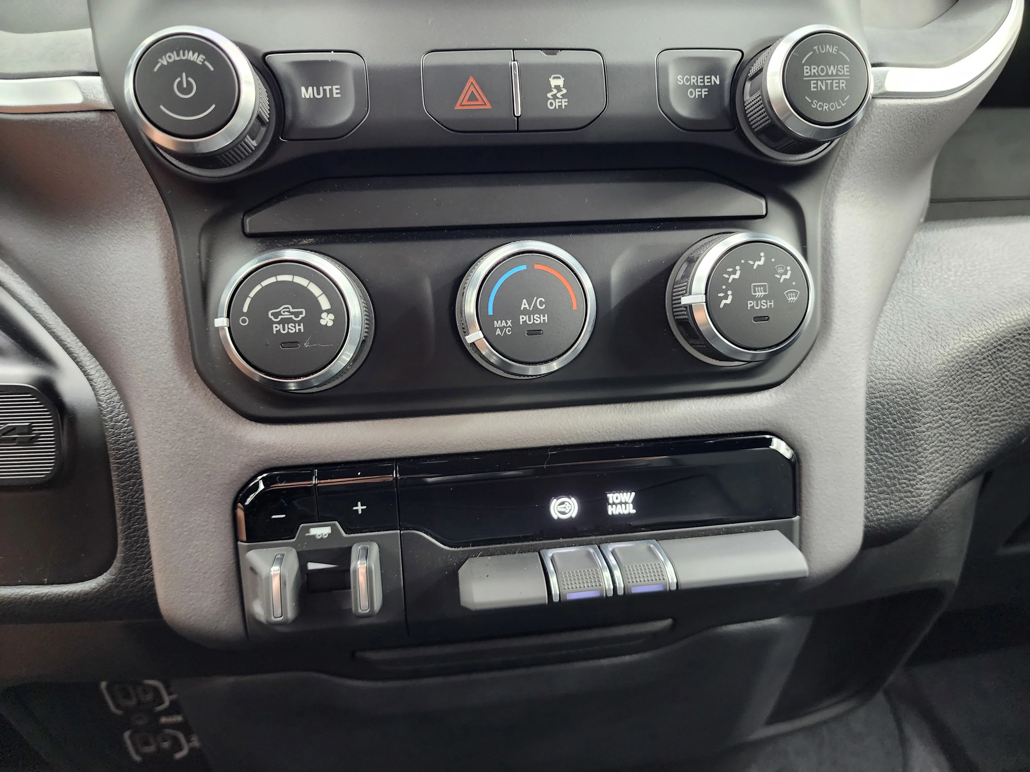 2022 RAM Ram 3500 Pickup Big Horn - Photo 47