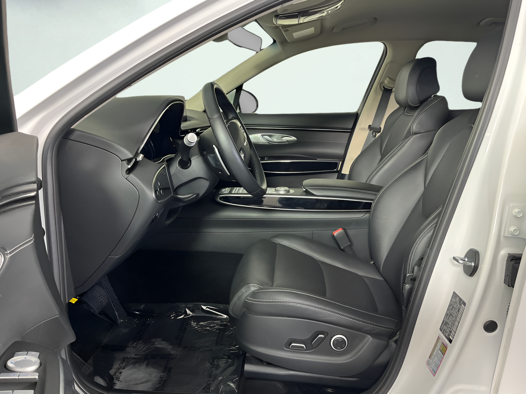 2025 GENESIS GV70 Standard - Photo 10