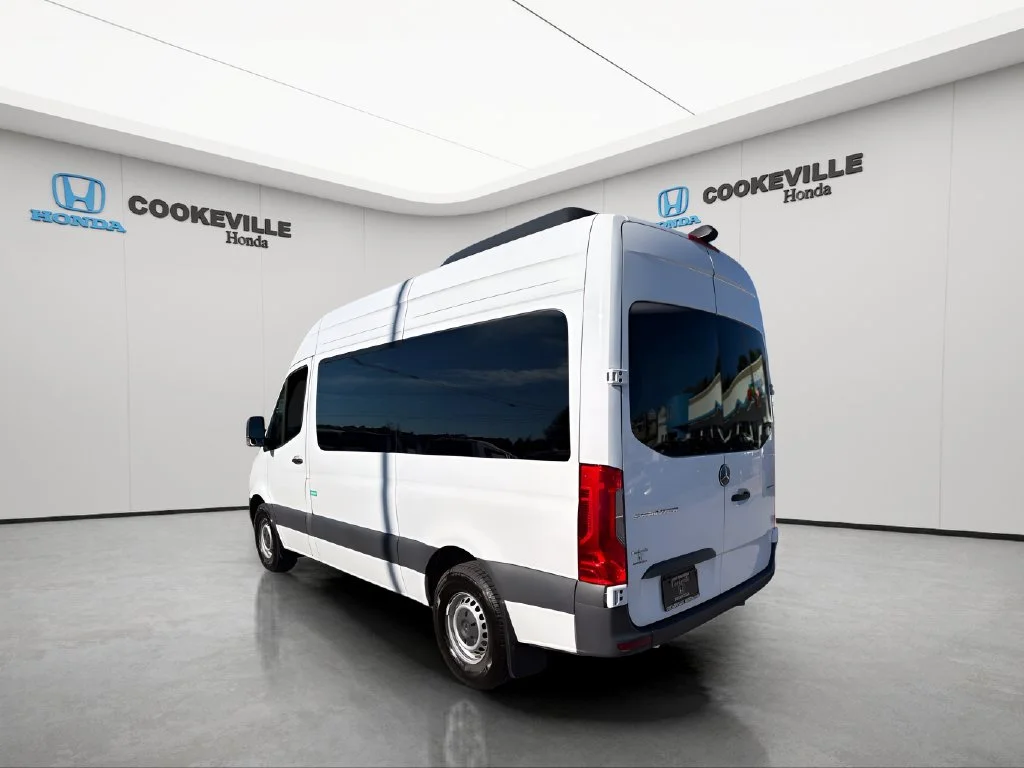 Used 2024 Arctic W Mercedes-Benz Passenger 144 WB image 7