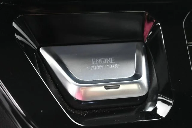 Used 2025 Sterling Metallic GMC AT4 image 20
