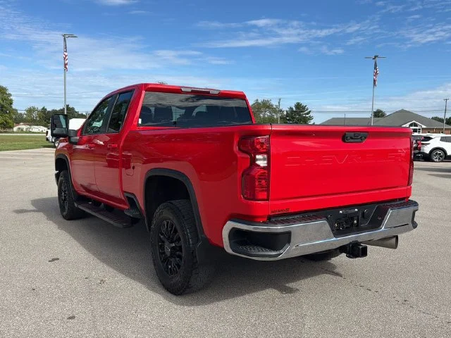 Used 2022 Red Chevrolet LT image 20
