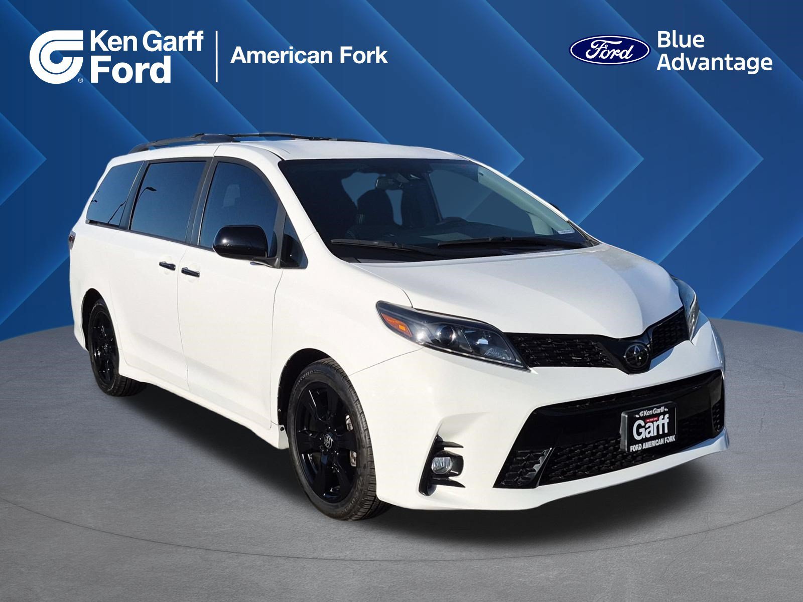 2020 Toyota Sienna SE