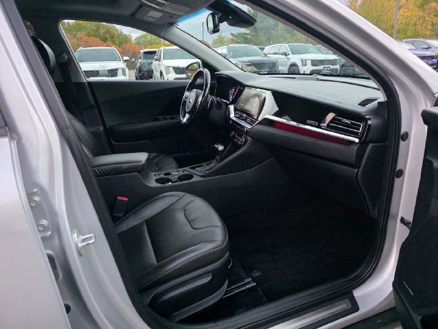 Used 2020 Silky Silver Kia EX Premium image 11