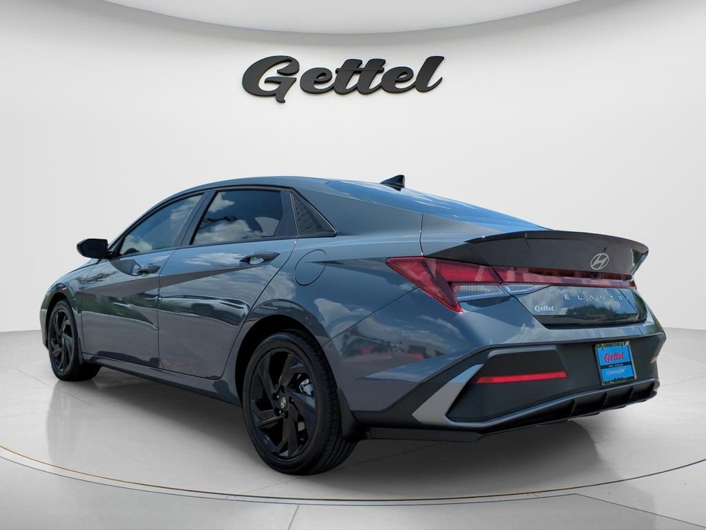 Certified Used 2026 Gray Hyundai SEL Sport image 7
