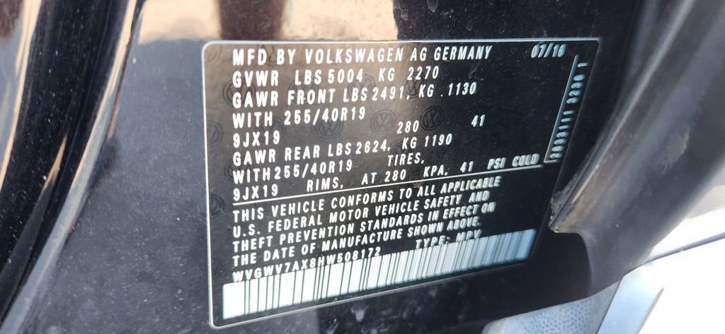 Used 2017 Blue Volkswagen 2.0T SEL image 6