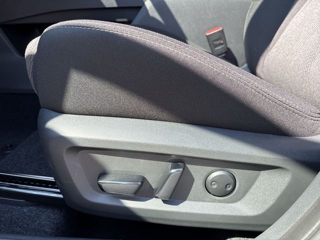 2026 Nissan Rogue SV - Photo 12