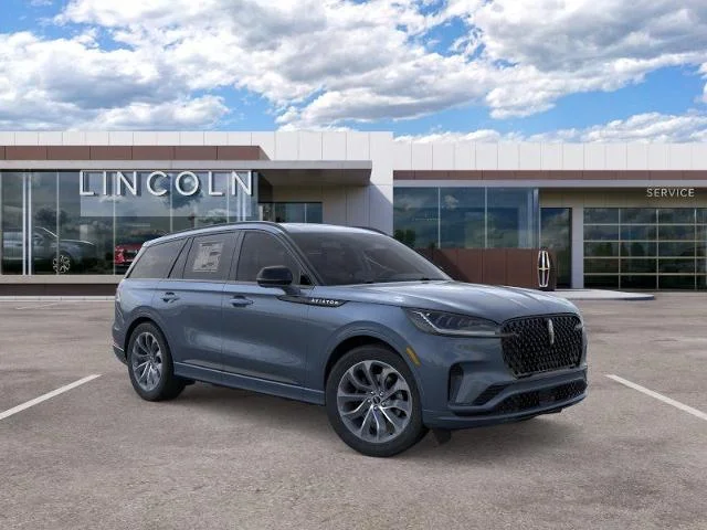 New 2026 Whisper Blue Metallic Clearcoat Lincoln Premiere® image 7