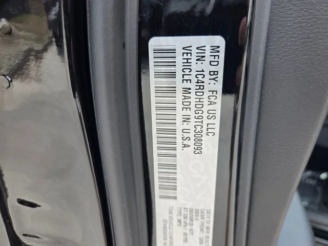 New 2026 Diamond Black Clear-Coat Exterior Paint Dodge GT image 21