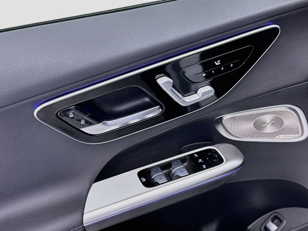 New 2026 Cirrus Silver Metallic Mercedes-Benz GLC 300 image 22