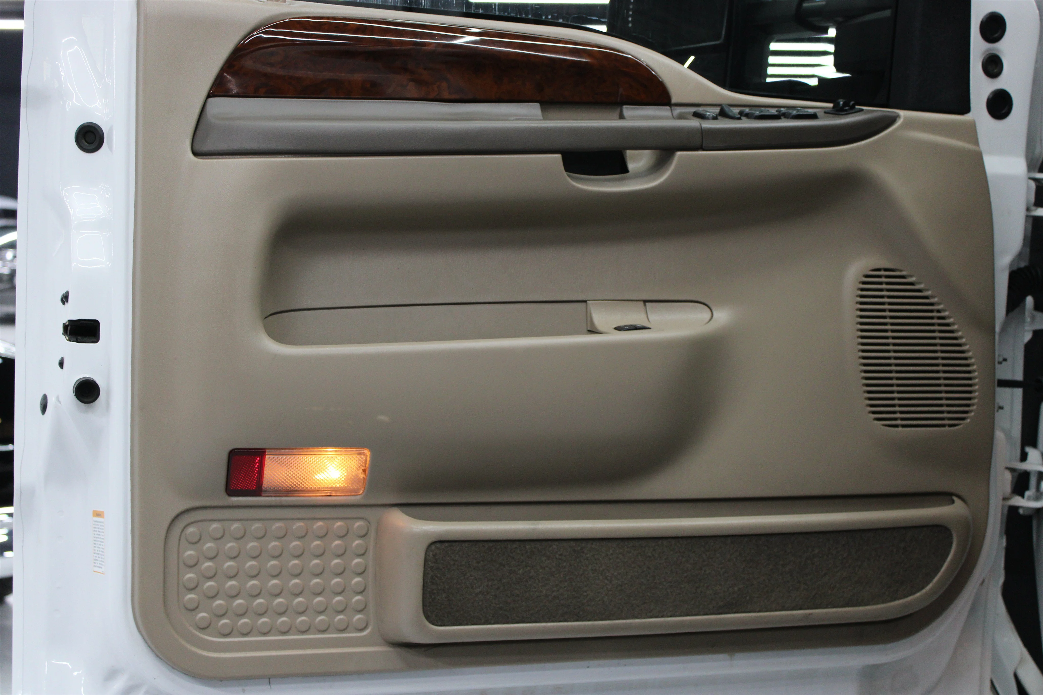 2002 Ford Excursion Limited - Photo 6
