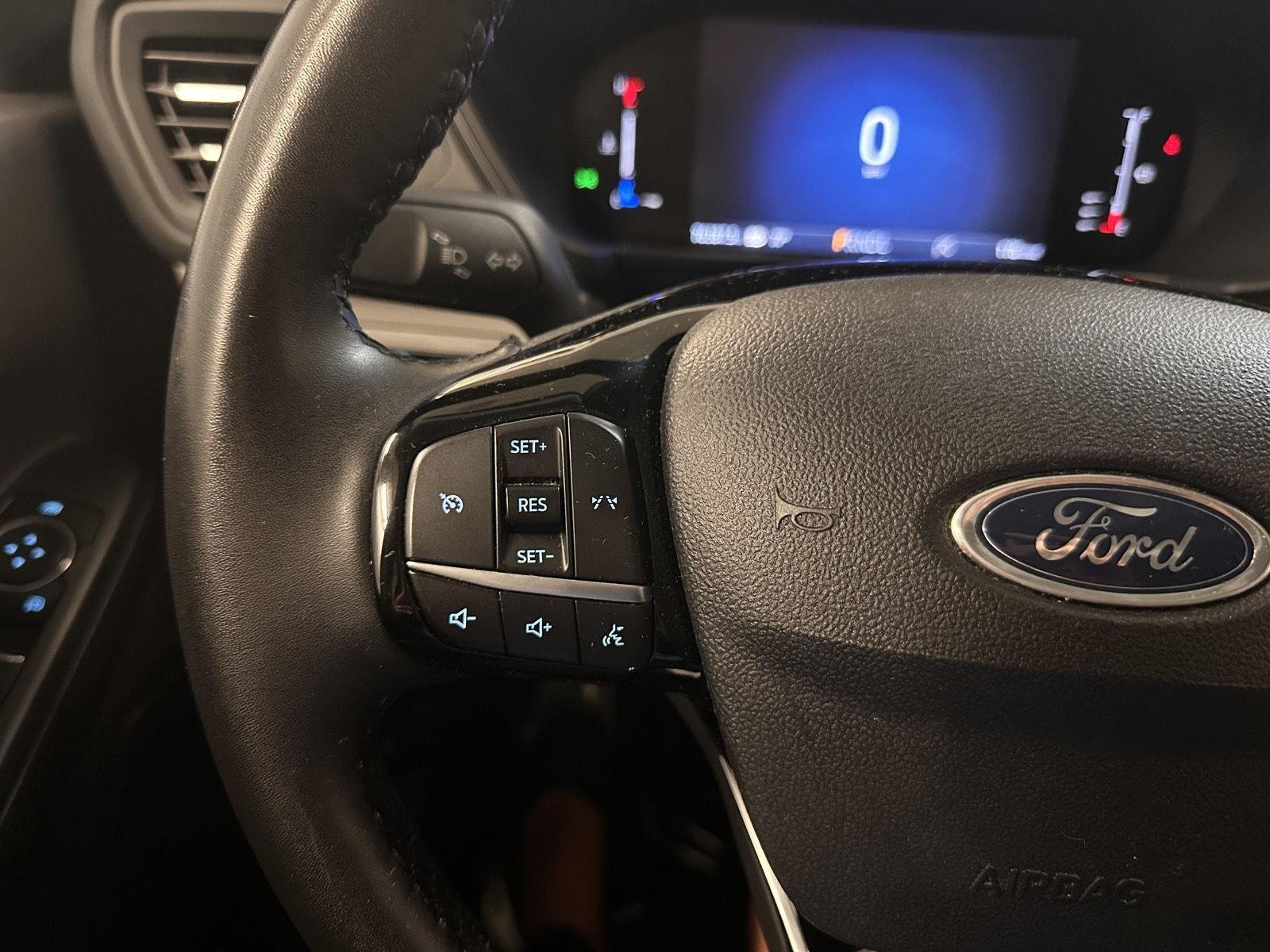 Used 2023 Agate Black Metallic Ford Active image 22