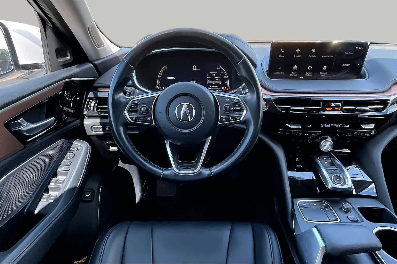 Used 2022 Platinum White Pearl Acura  image 6