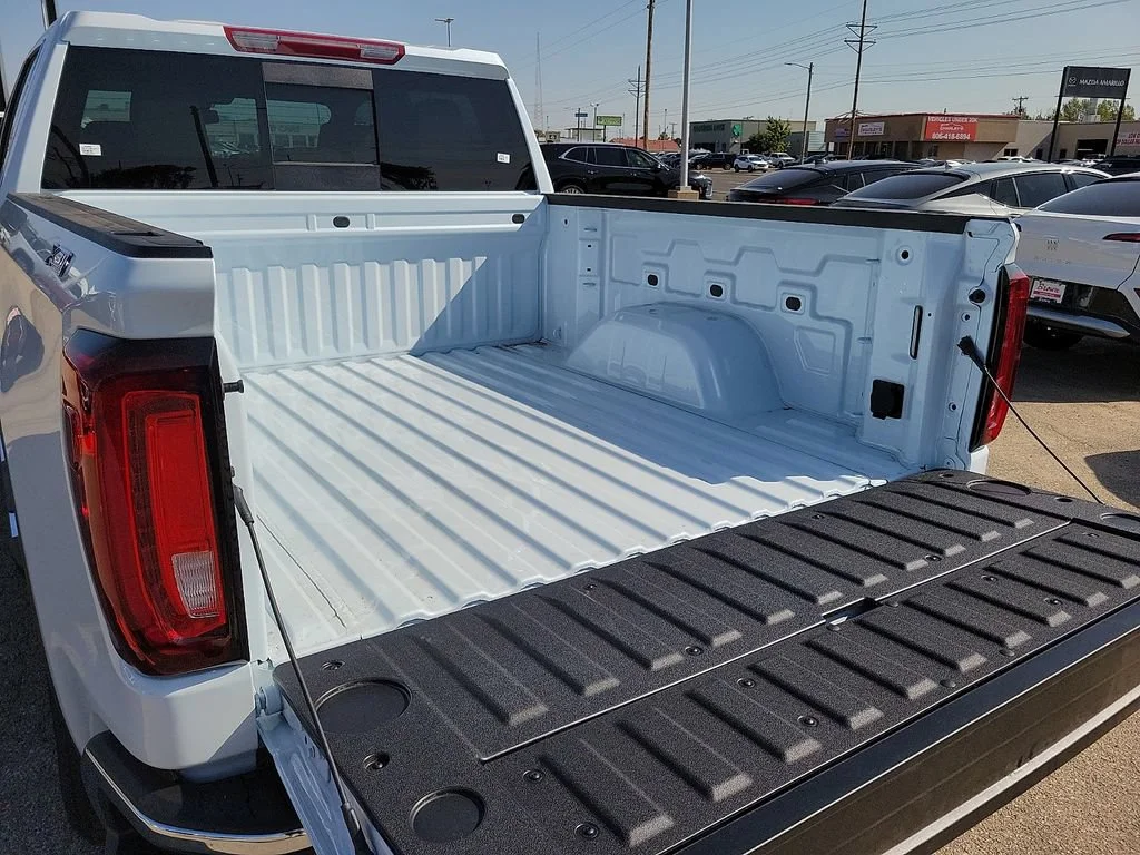 New 2026 Glacier White Tricoat GMC SLT image 15