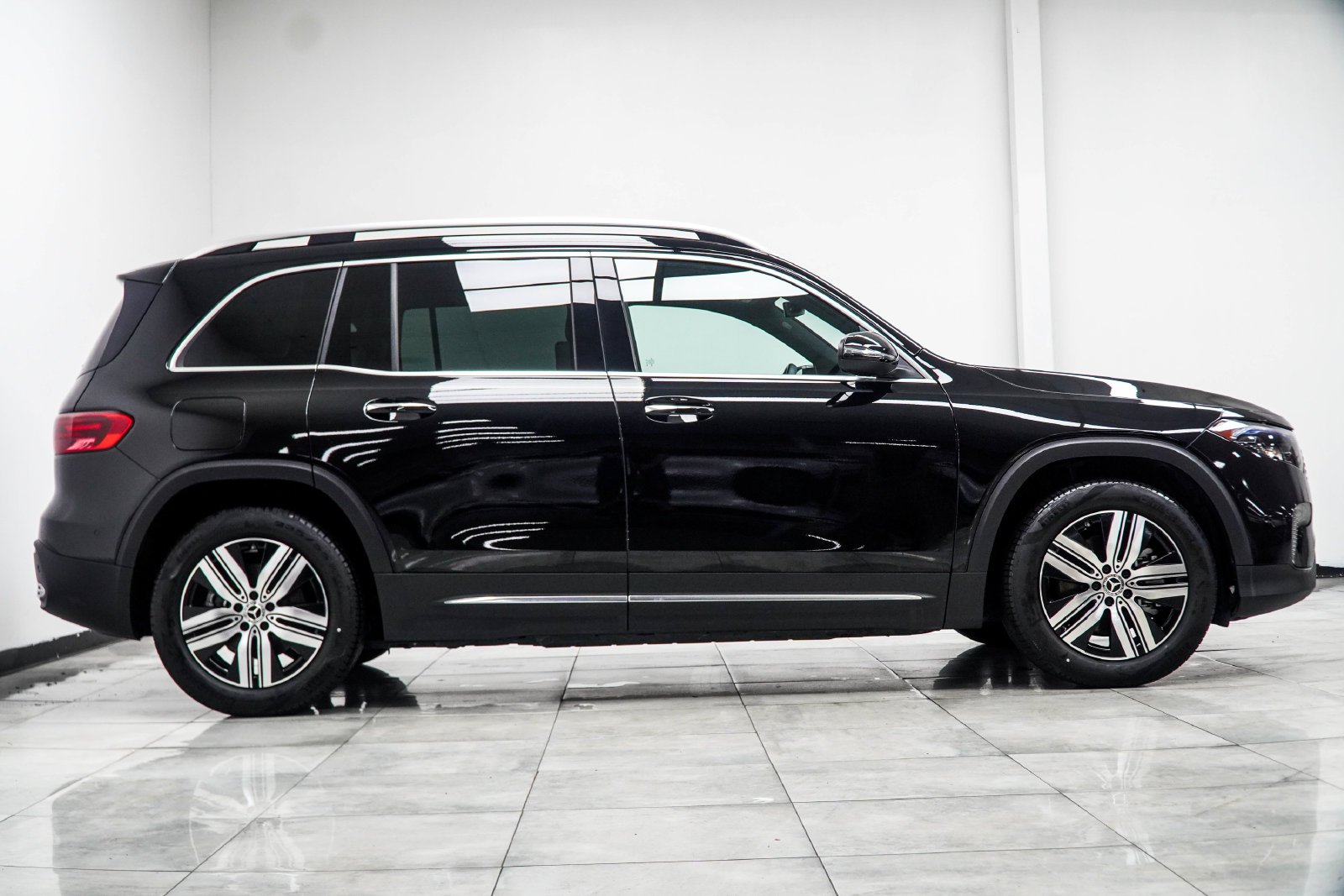 Used 2024 Black Mercedes-Benz 250+ image 8