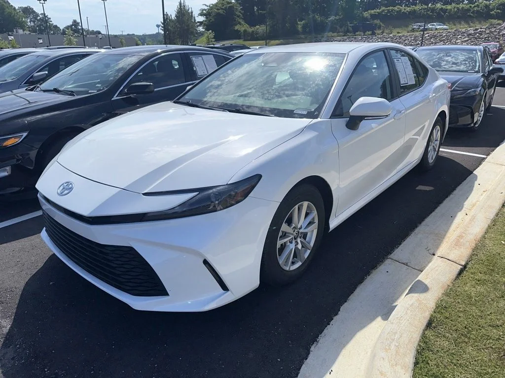 Used 2025 White Toyota LE image 1